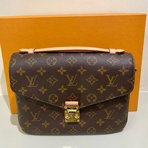 Authentic Louis Vuitton Monogram Pochette Métis